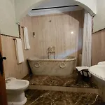 Casona De Linares