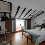 فندق Casona De Linares *