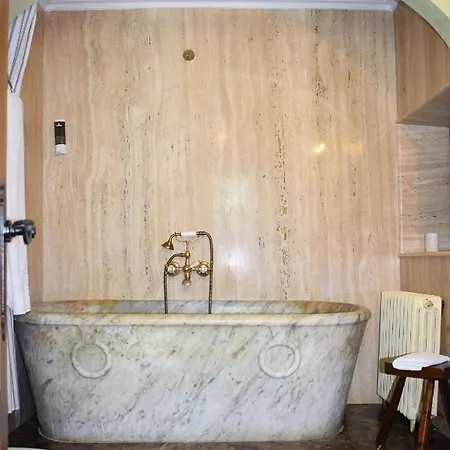 Casona De Linares Hotel Selaya