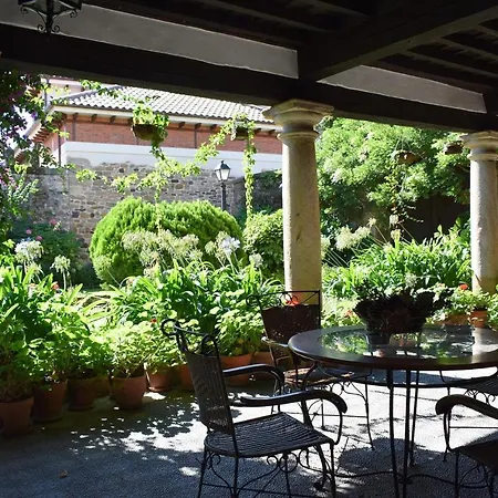 Casona De Linares