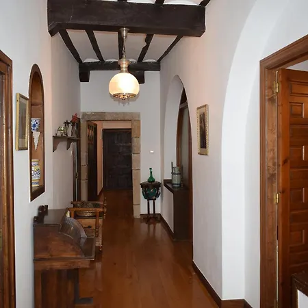 Casona De Linares מלון Selaya