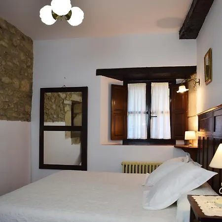 Casona De Linares Hotel Selaya