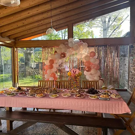 Casona De Linares * Selaya