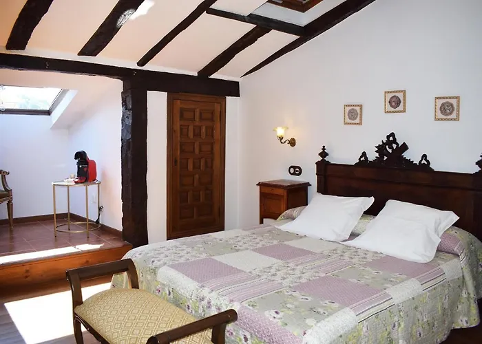 Casona De Linares Selaya