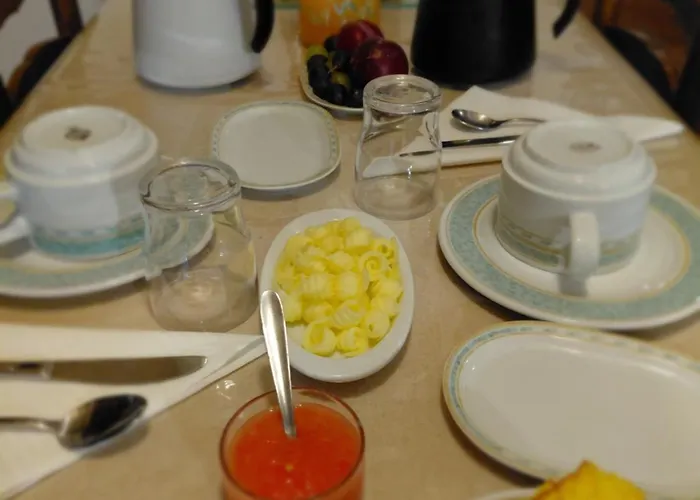 Casona De Linares Otel *