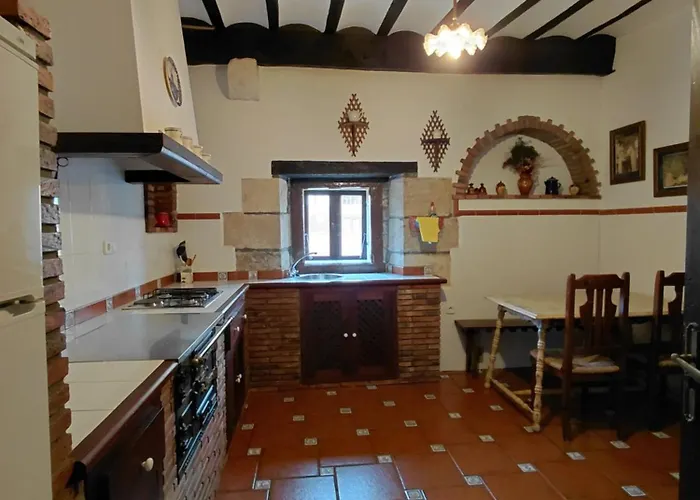 Casona De Linares Selaya