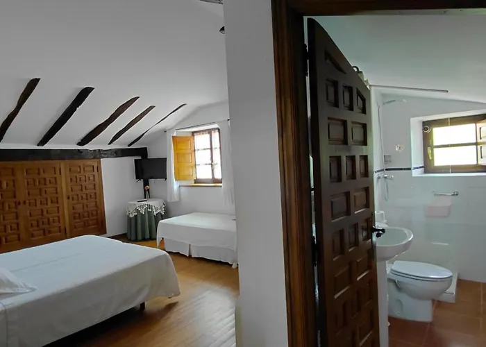 Casona De Linares Selaya